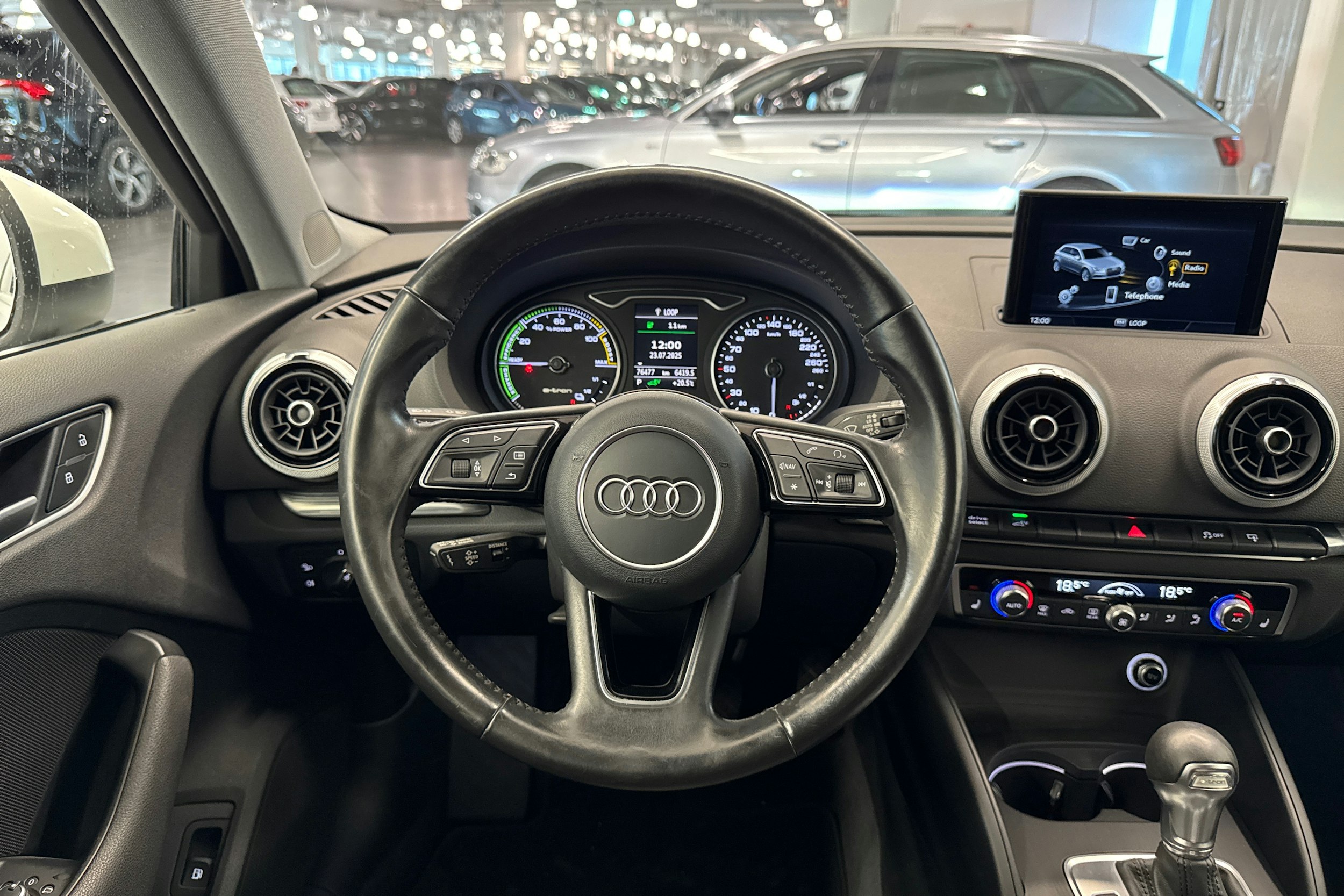 valkoinen Audi A3 2017 kuva 18.