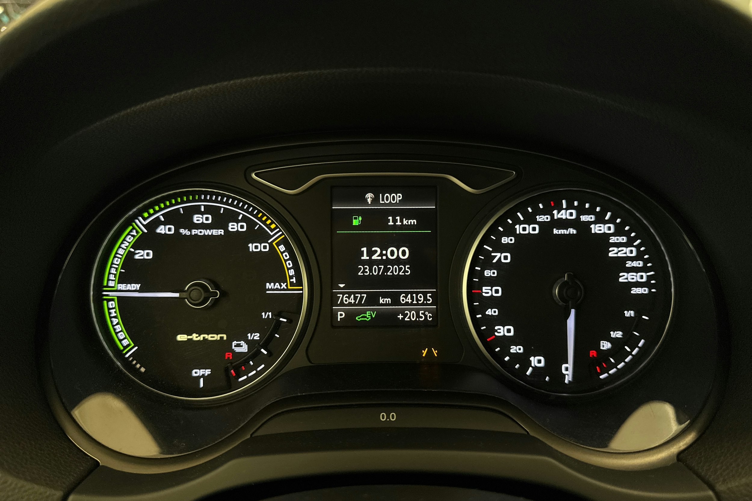 valkoinen Audi A3 2017 kuva 19.