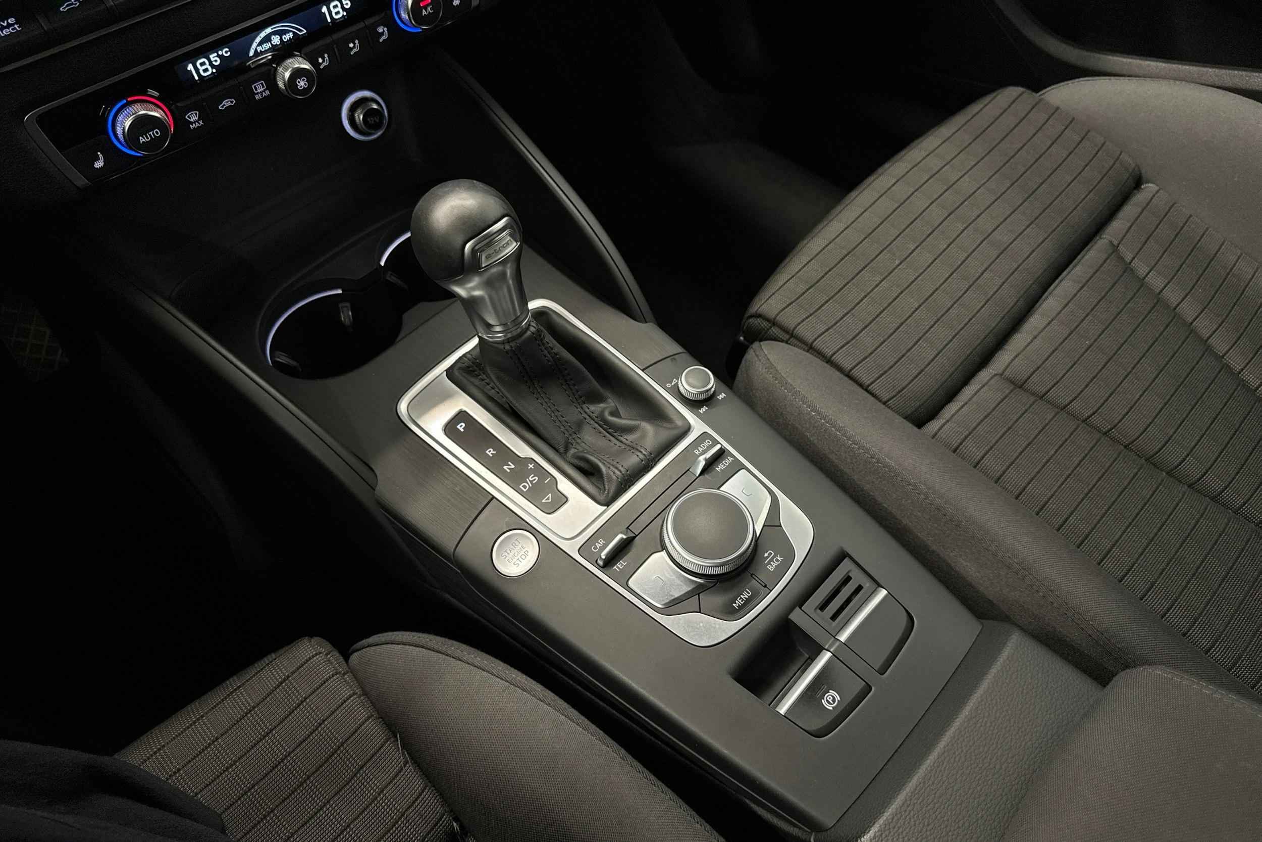 valkoinen Audi A3 2017 kuva 26.