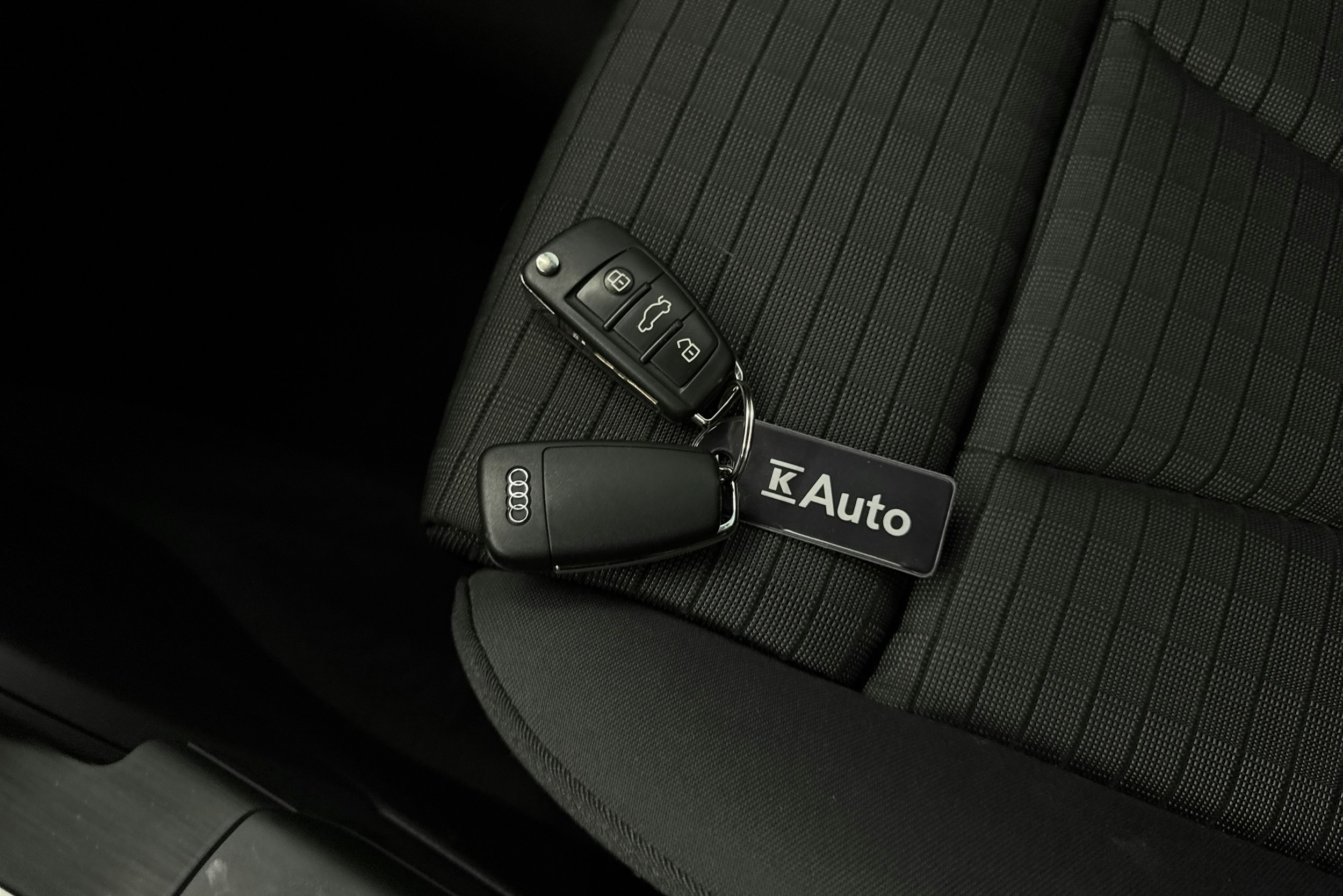valkoinen Audi A3 2017 kuva 35.
