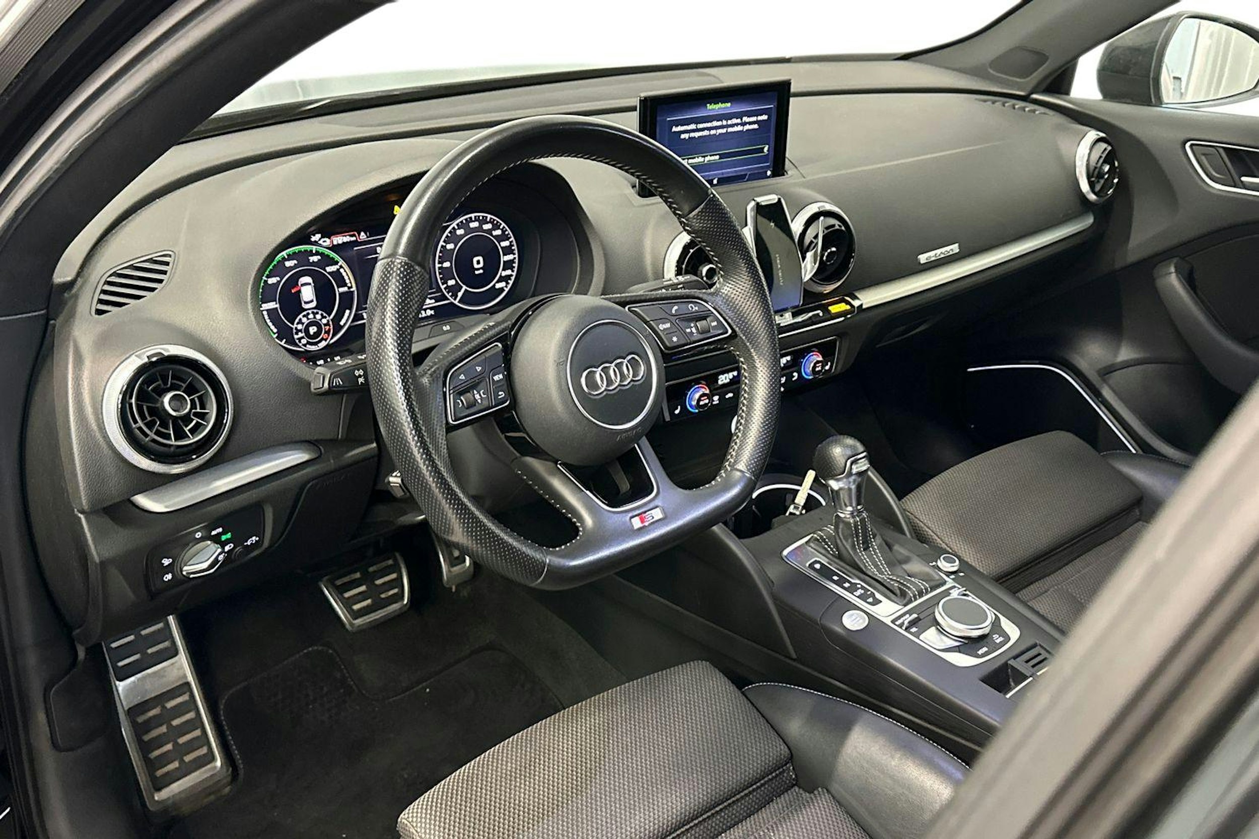 musta Audi A3 2017 kuva 7.