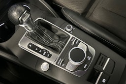 musta Audi A3 2017 kuva 31.