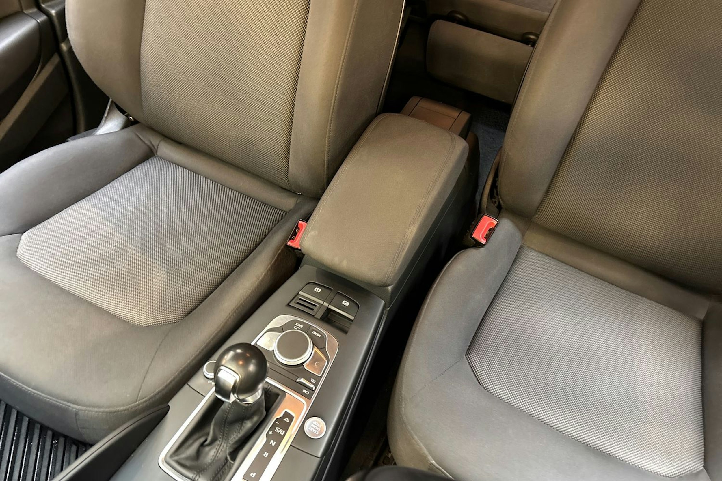 harmaa Audi A3 2017 kuva 20.