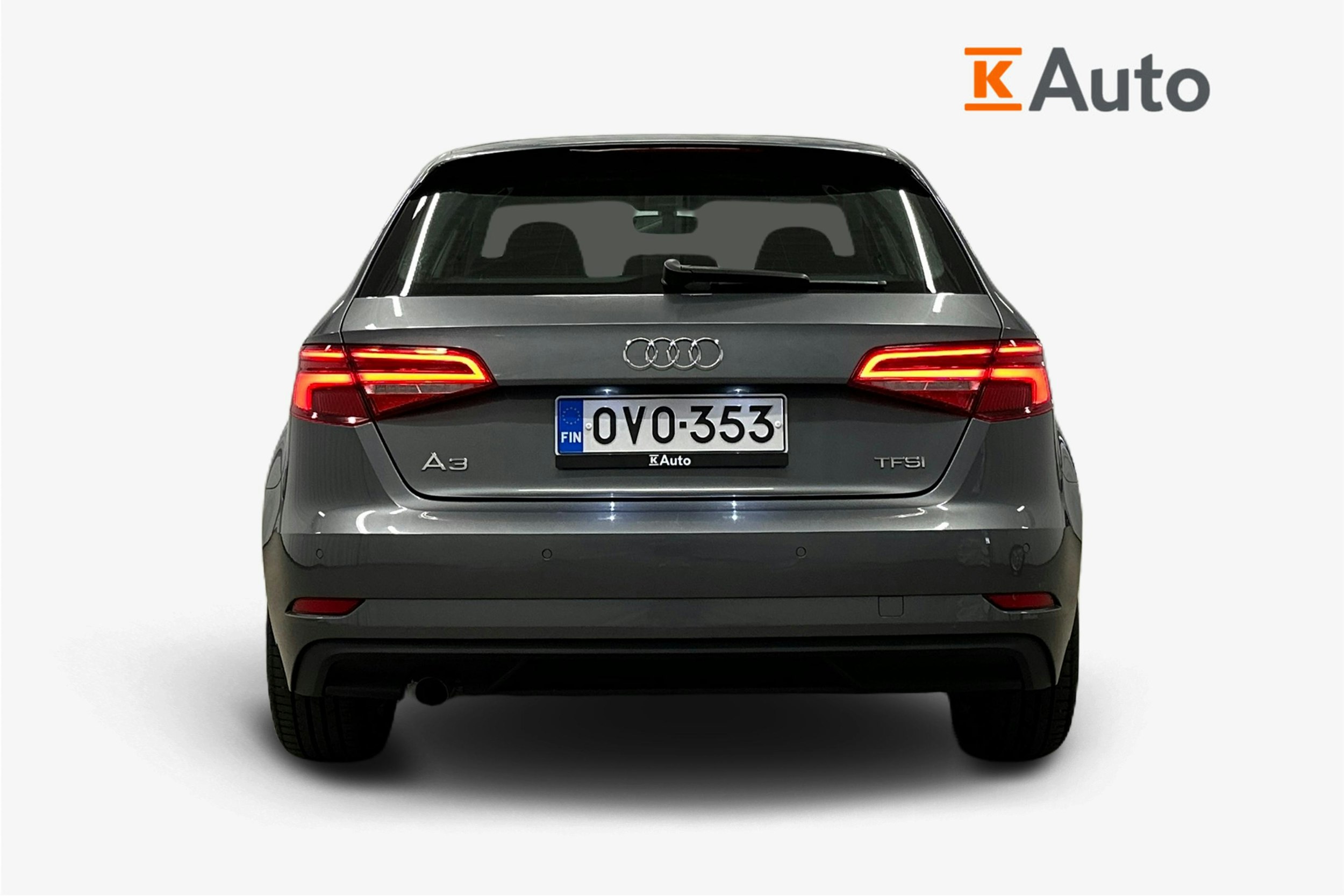 harmaa Audi A3 2017 kuva 3.