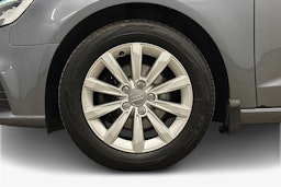 harmaa Audi A3 2017 kuva 11.