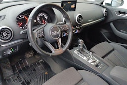 valkoinen Audi A3 2017 kuva 3.
