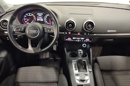 valkoinen Audi A3 2017 kuva 9.