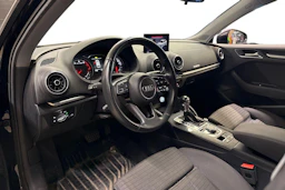 musta Audi A3 2017 kuva 3.