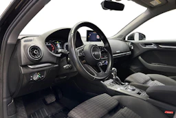musta Audi A3 2017 kuva 6.