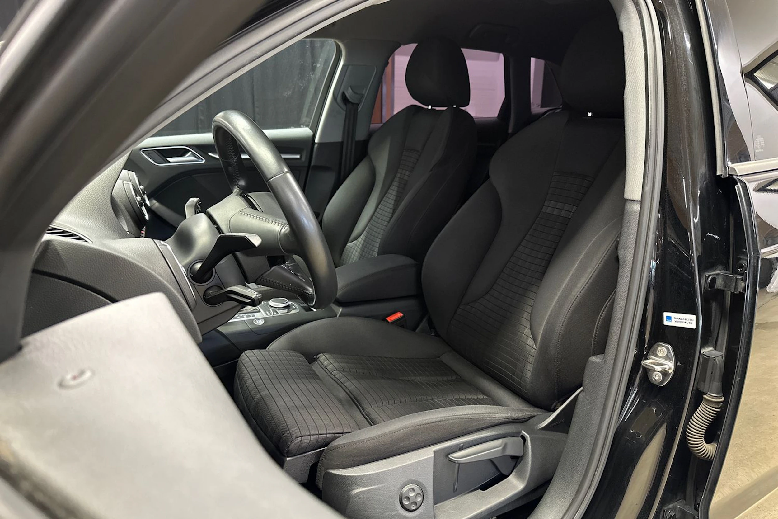 musta Audi A3 2017 kuva 12.