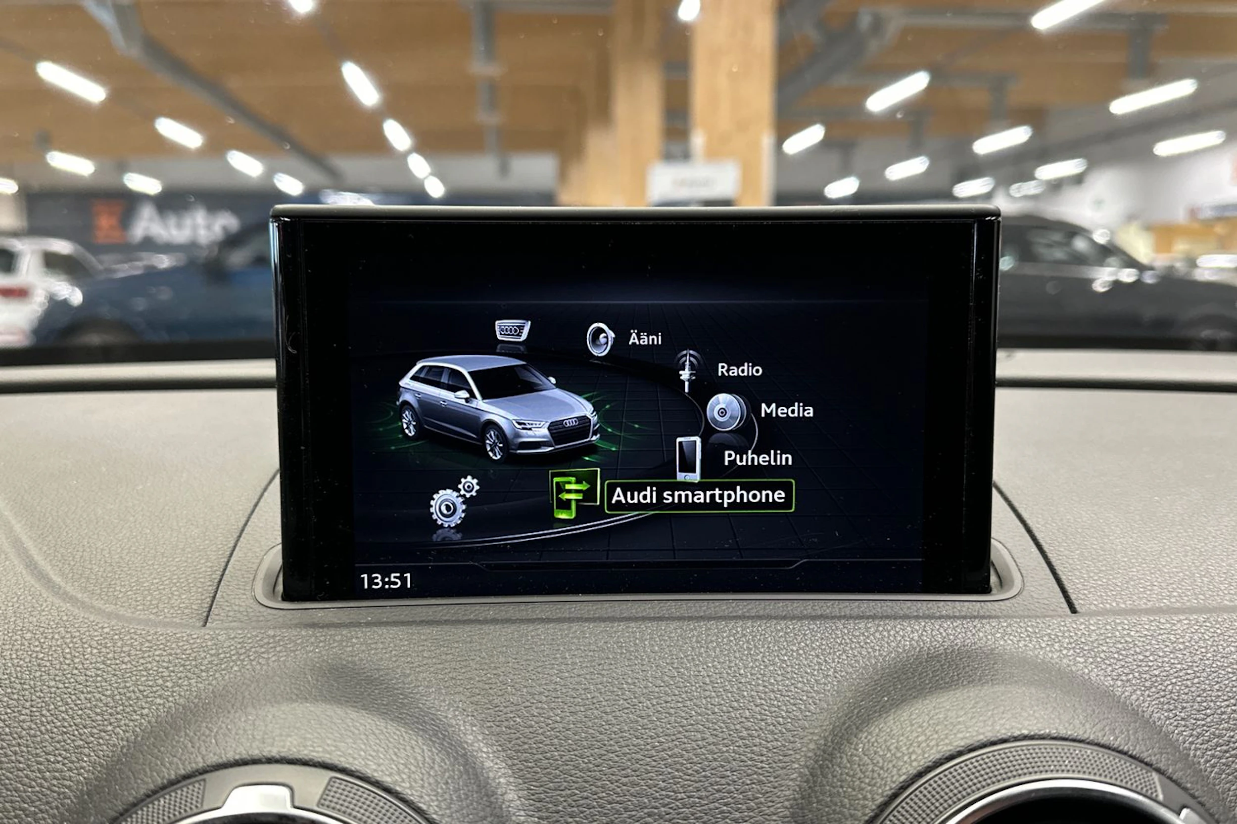 musta Audi A3 2017 kuva 14.