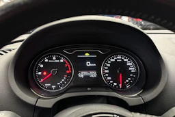 musta Audi A3 2017 kuva 18.