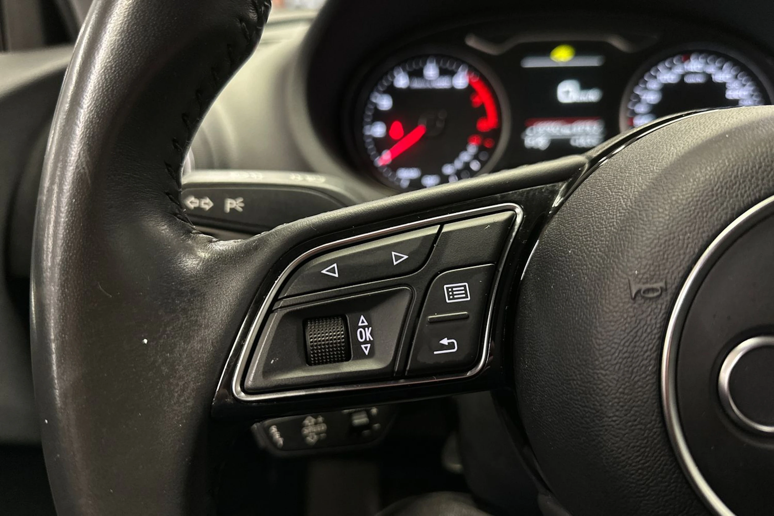 musta Audi A3 2017 kuva 20.