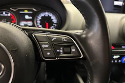 musta Audi A3 2017 kuva 21.