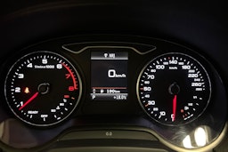 keltainen Audi A3 2017 kuva 18.