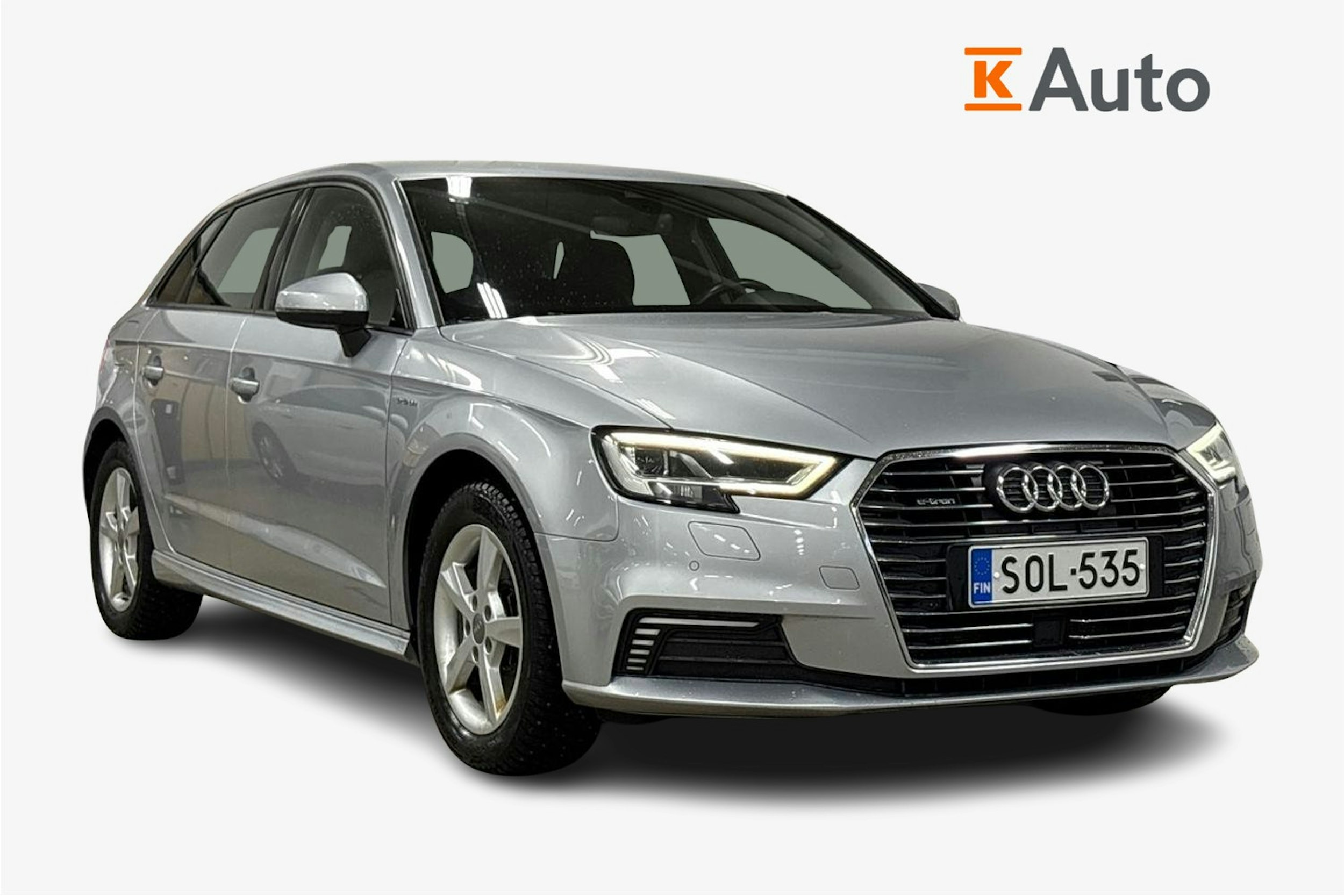 Harmaa Audi A3 2017 kuva 1.