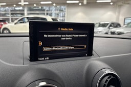 Harmaa Audi A3 2017 kuva 15.