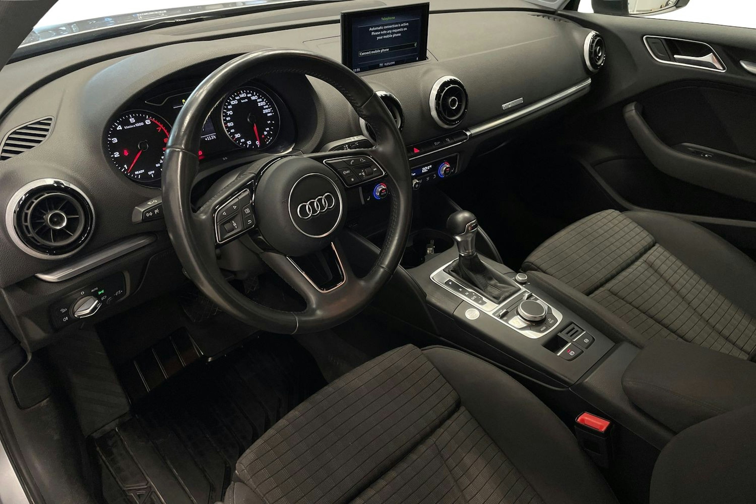 hopea Audi A3 2017 kuva 7.