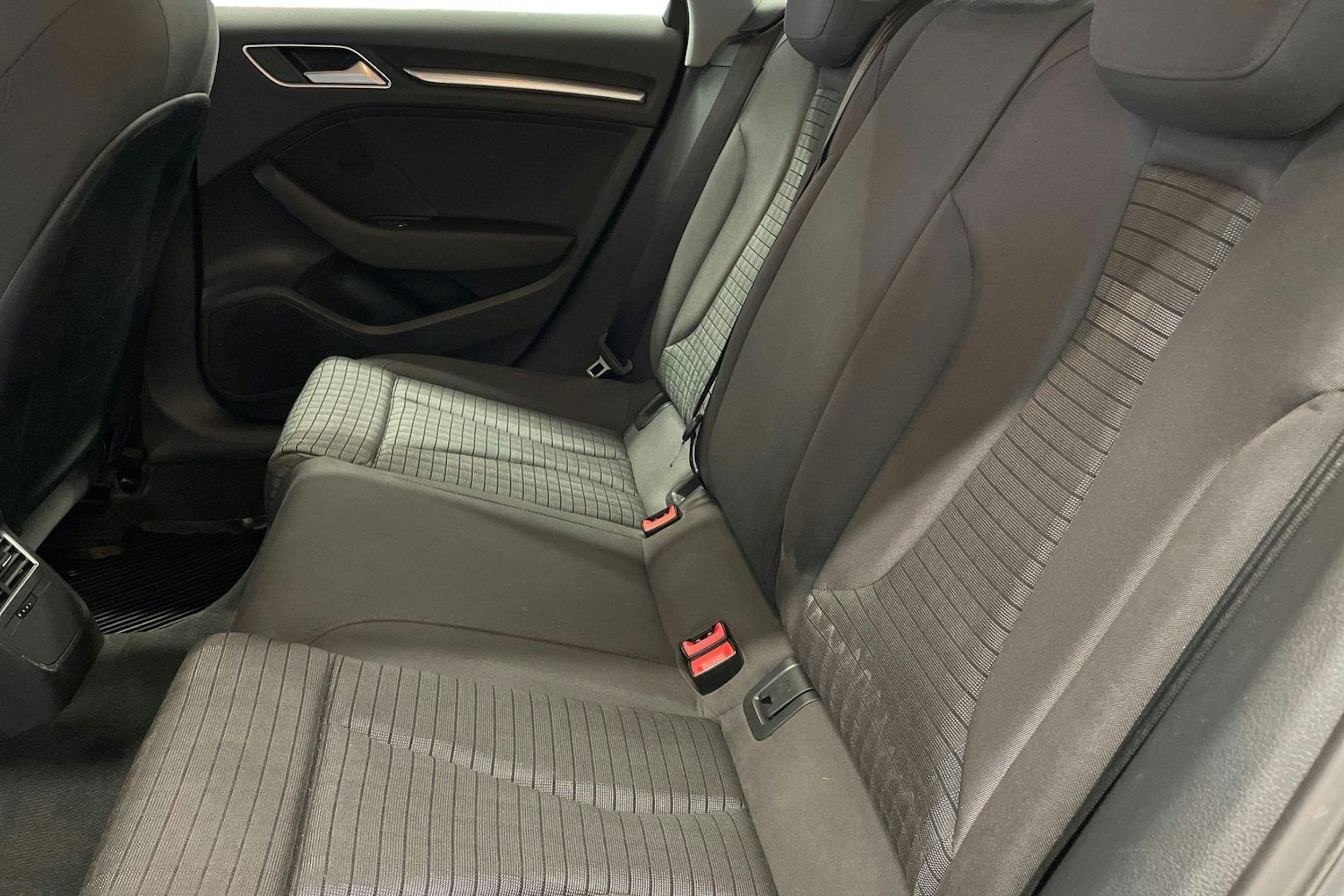 hopea Audi A3 2017 kuva 10.