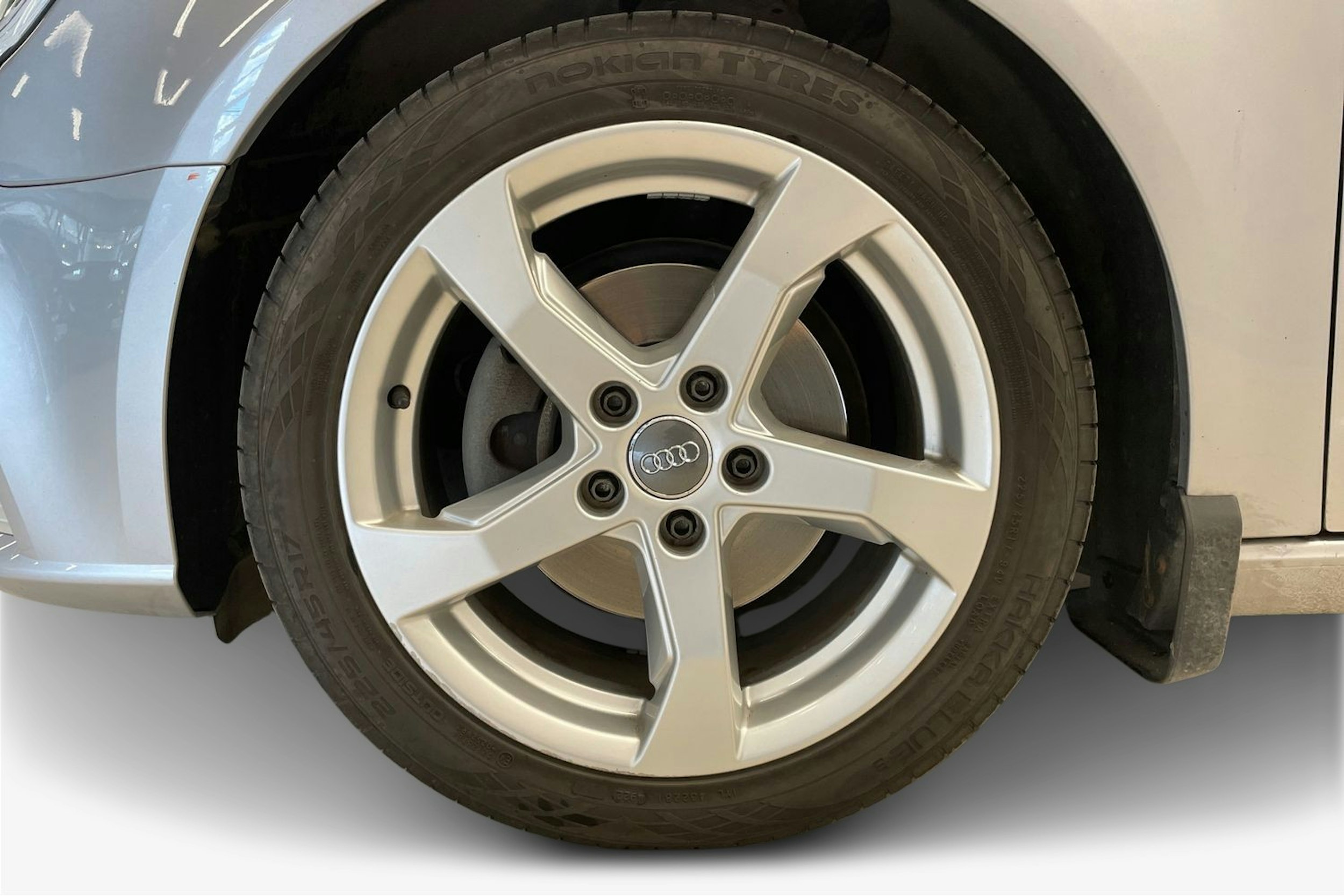hopea Audi A3 2017 kuva 11.