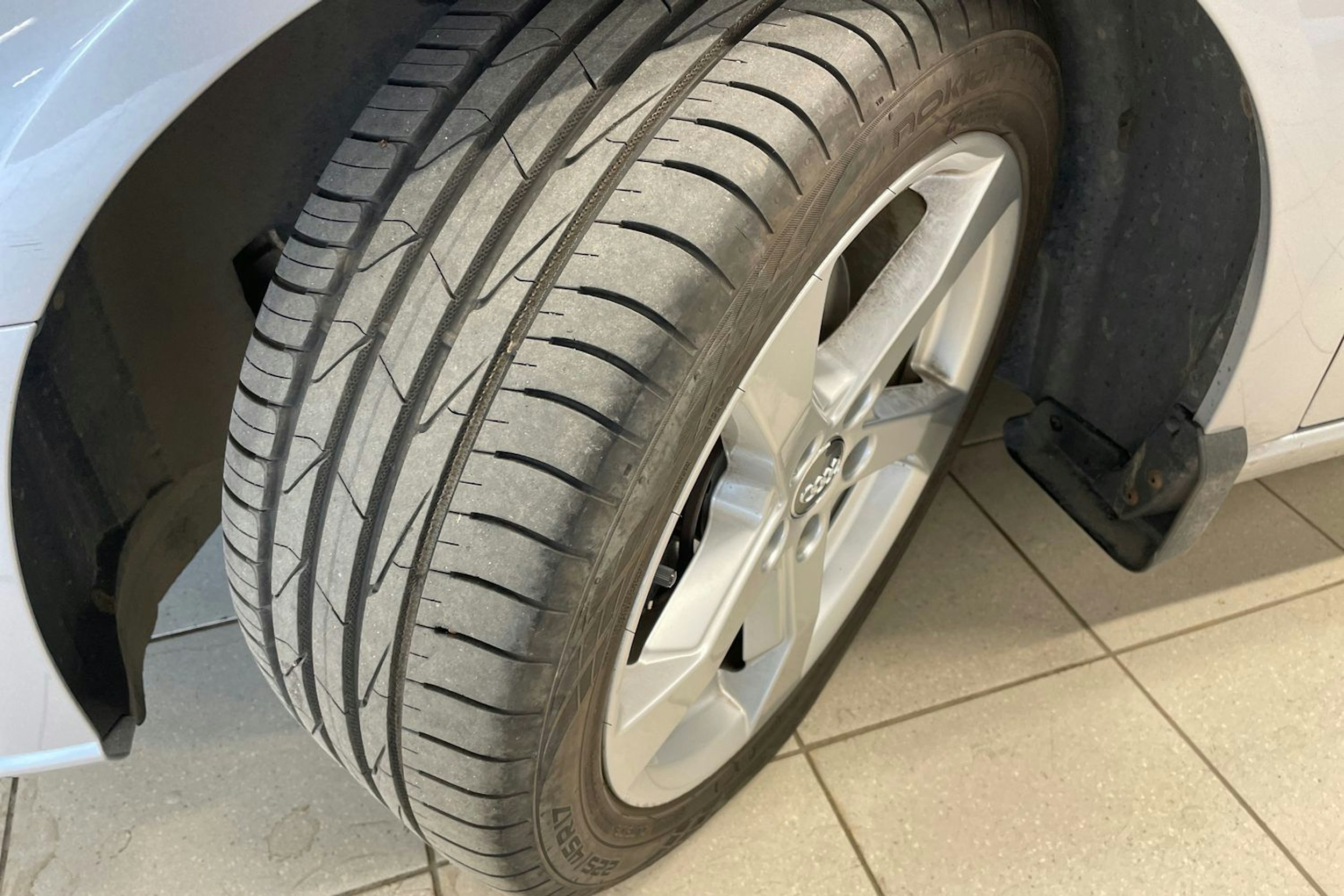 hopea Audi A3 2017 kuva 13.