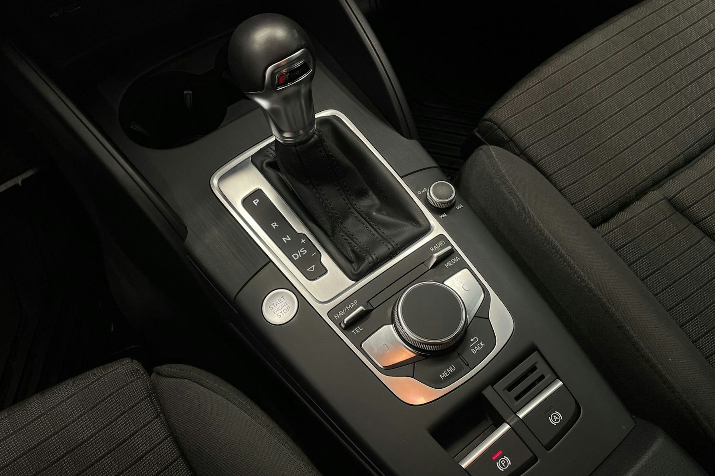hopea Audi A3 2017 kuva 19.