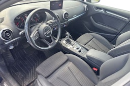 Harmaa Audi A3 2017 kuva 3.