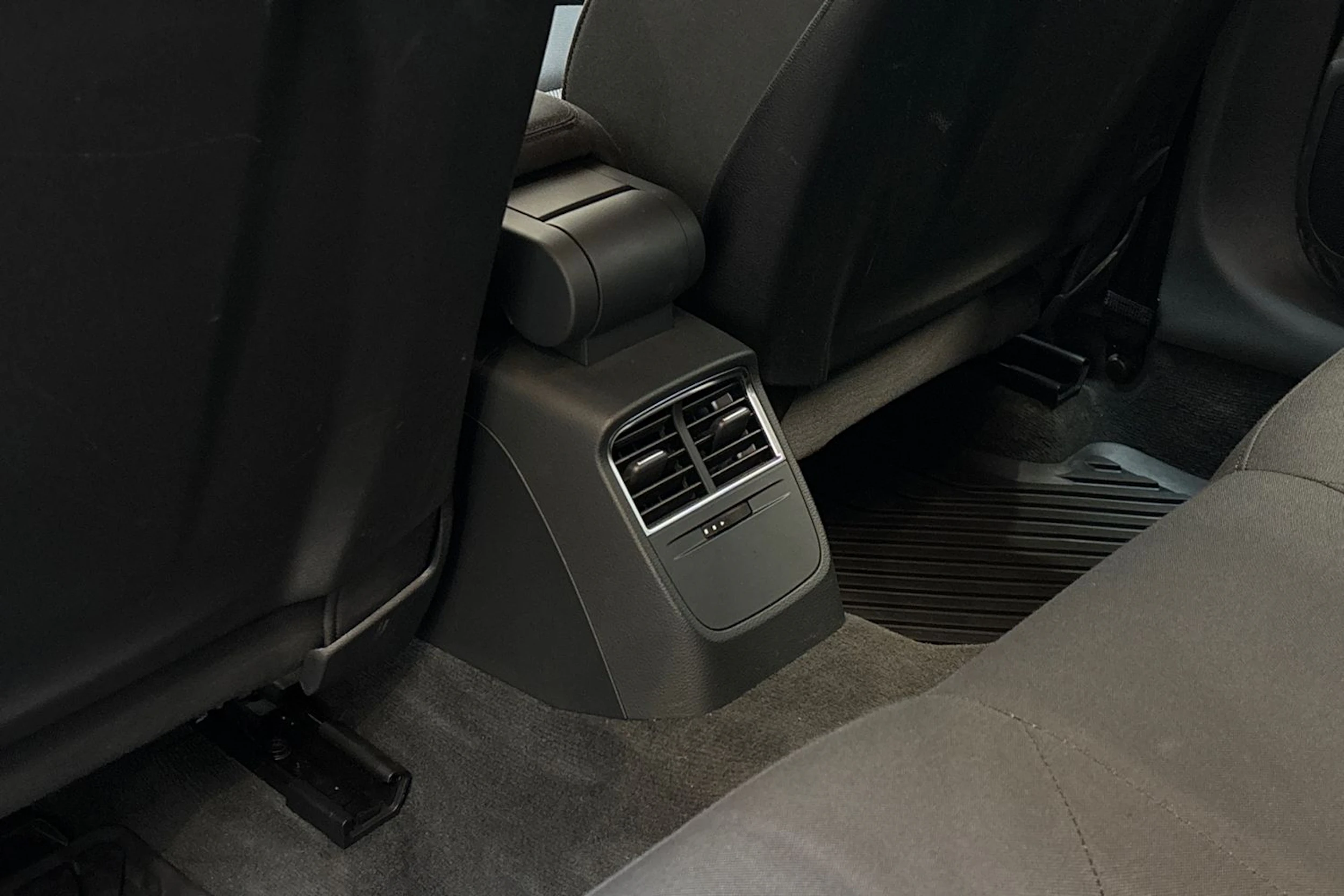 musta Audi A3 2017 kuva 12.