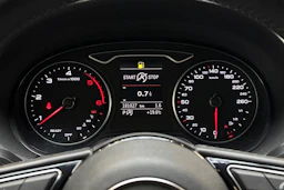 musta Audi A3 2017 kuva 13.