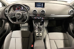 valkoinen Audi A3 2017 kuva 9.