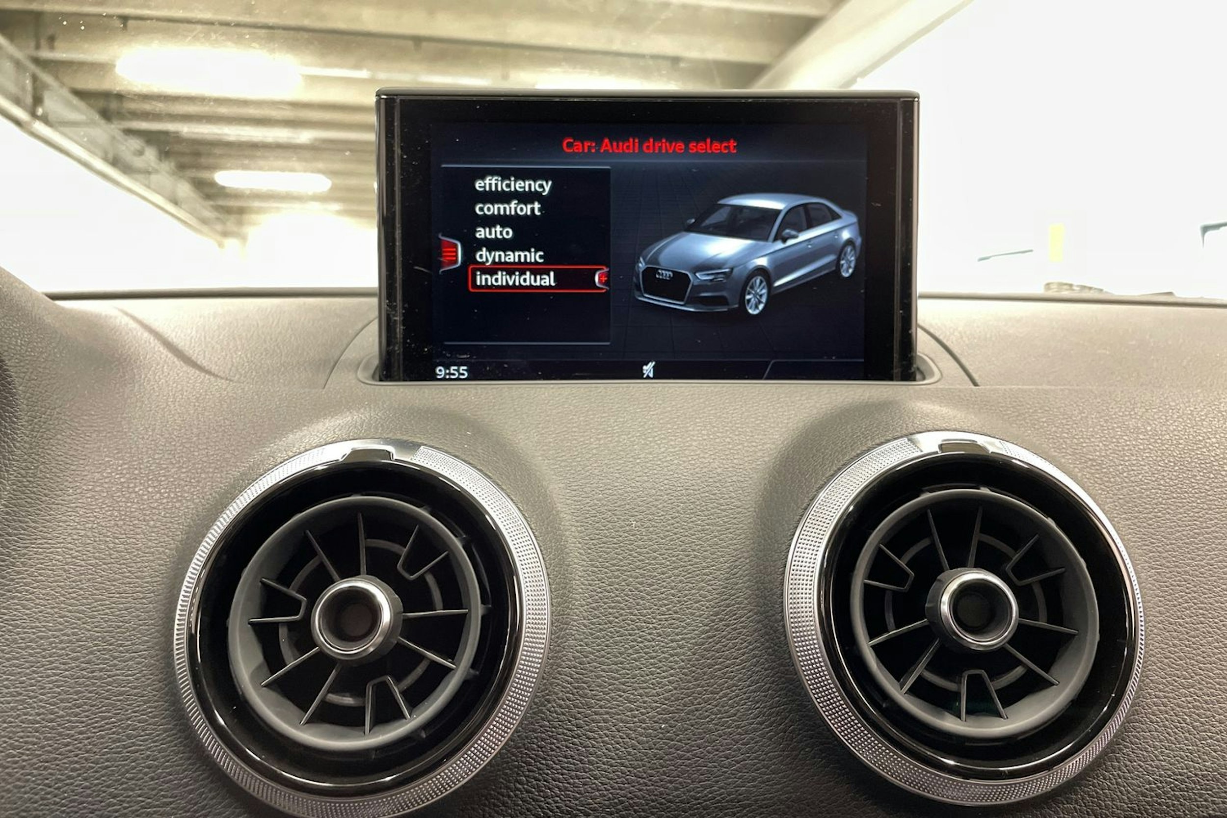 valkoinen Audi A3 2017 kuva 18.