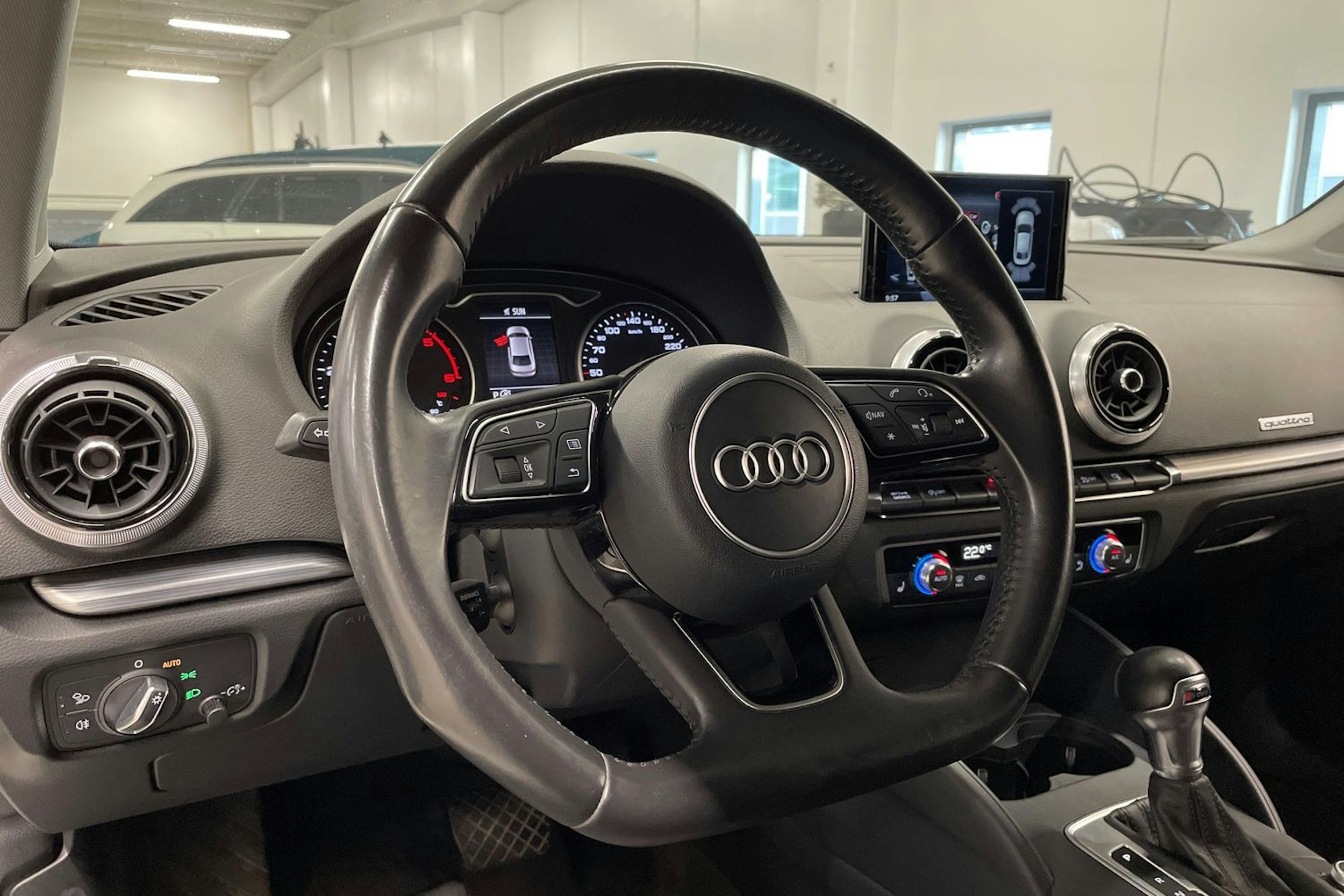 valkoinen Audi A3 2017 kuva 27.