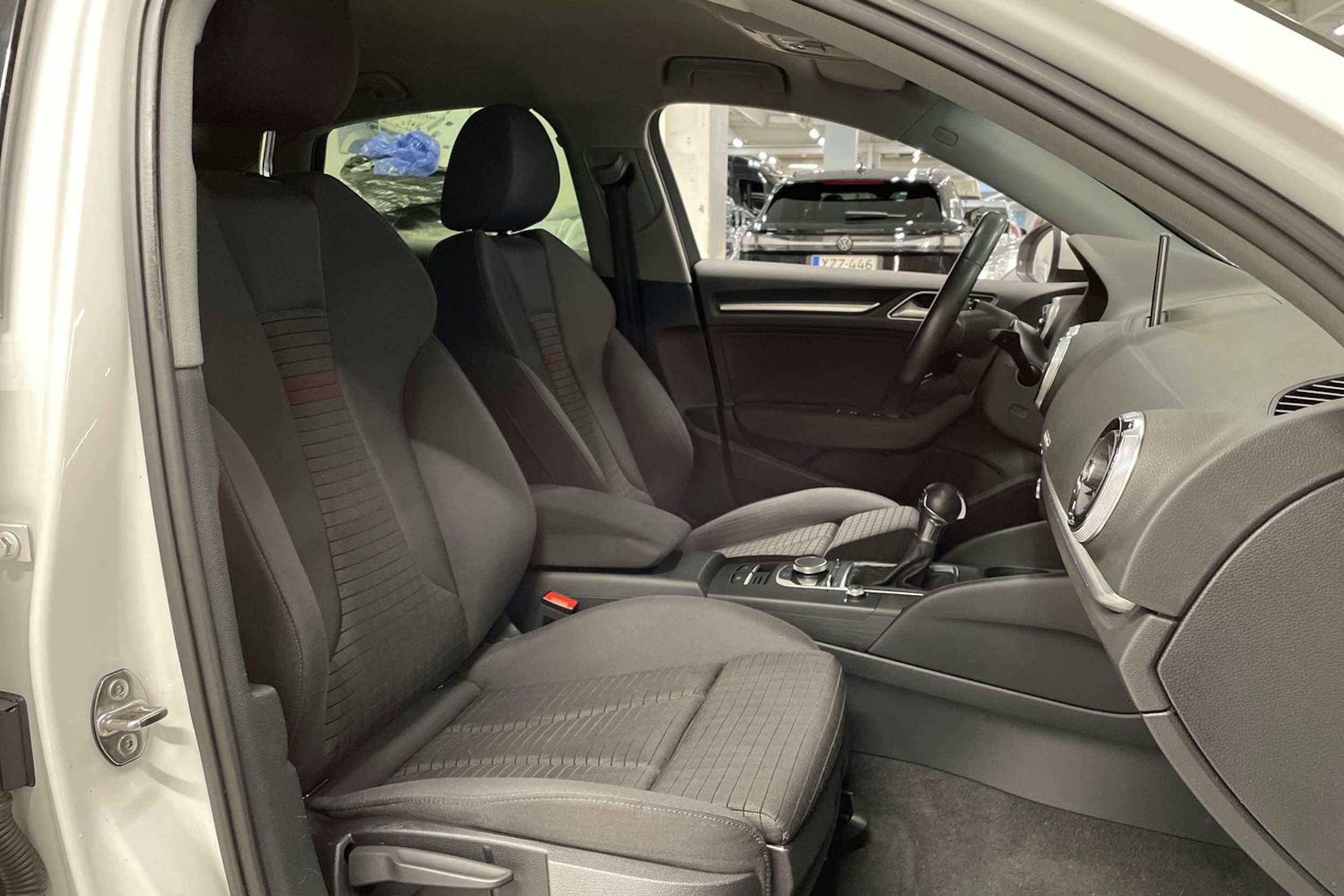 valkoinen Audi A3 2017 kuva 28.