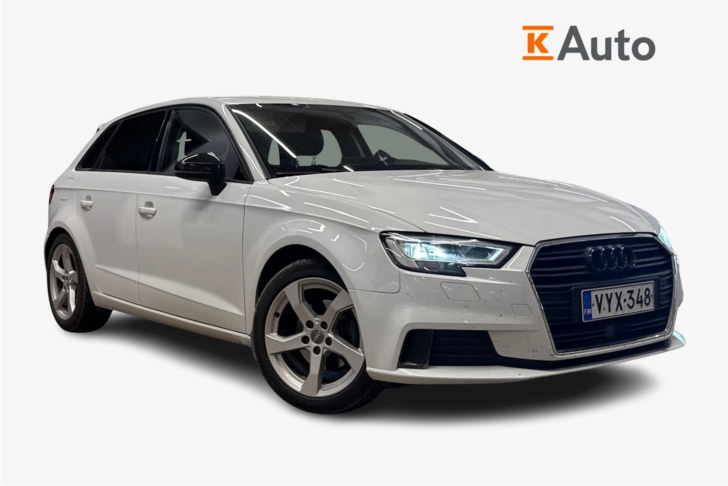 valkoinen Audi A3 2017 kuva 1.