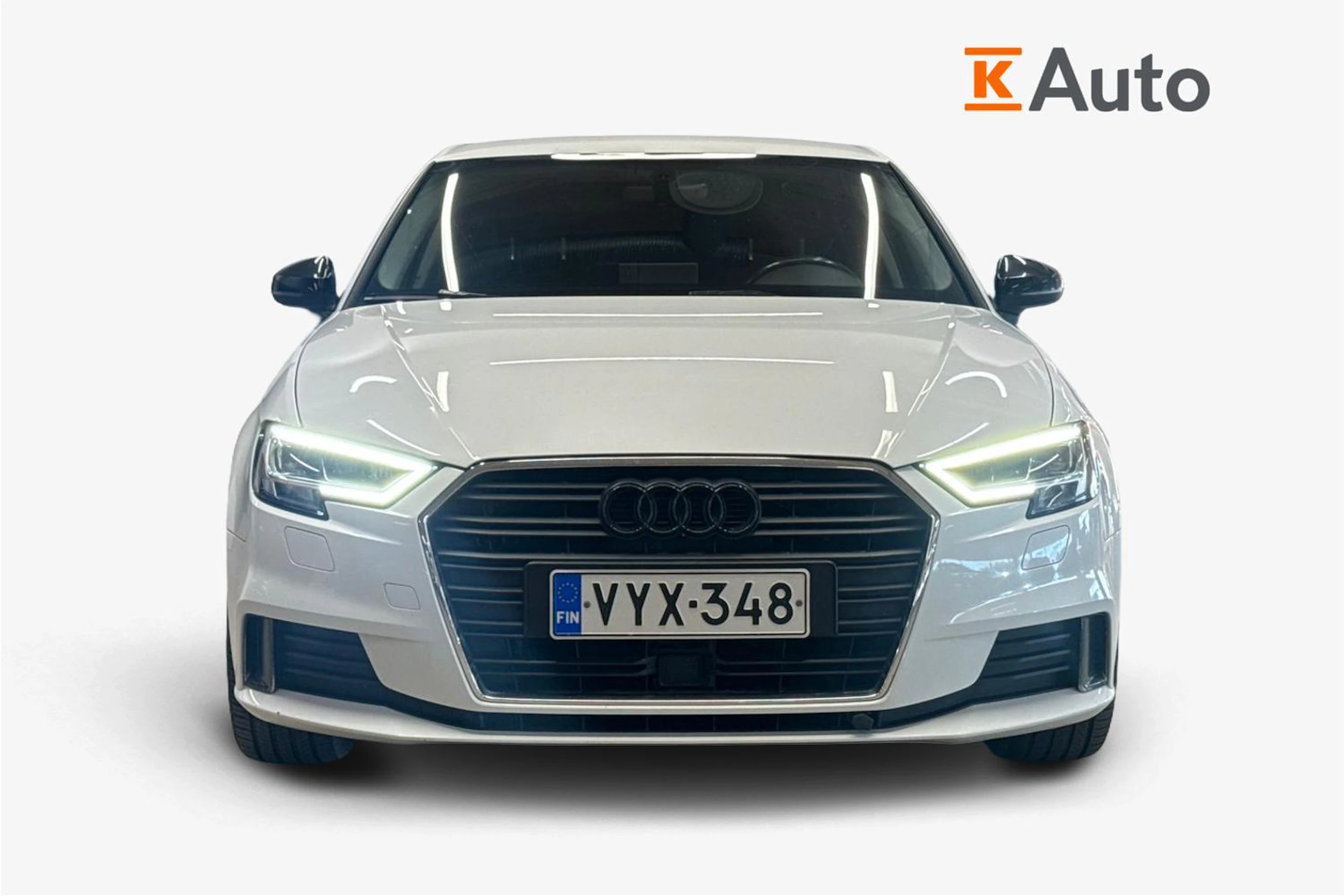 valkoinen Audi A3 2017 kuva 4.
