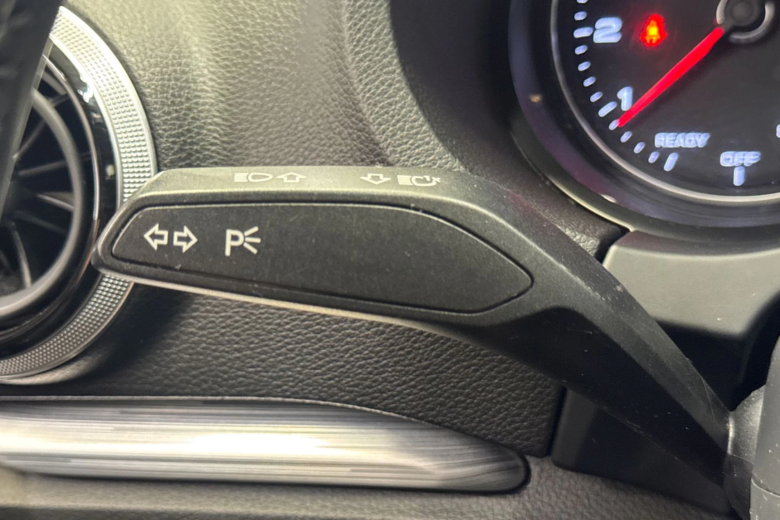 valkoinen Audi A3 2017 kuva 16.