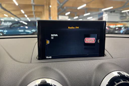 valkoinen Audi A3 2017 kuva 21.