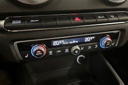 musta Audi A3 2017 kuva 25.