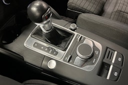 musta Audi A3 2017 kuva 26.