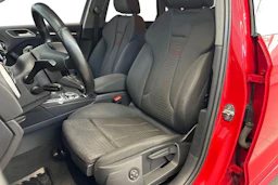 punainen Audi A3 2017 kuva 7.