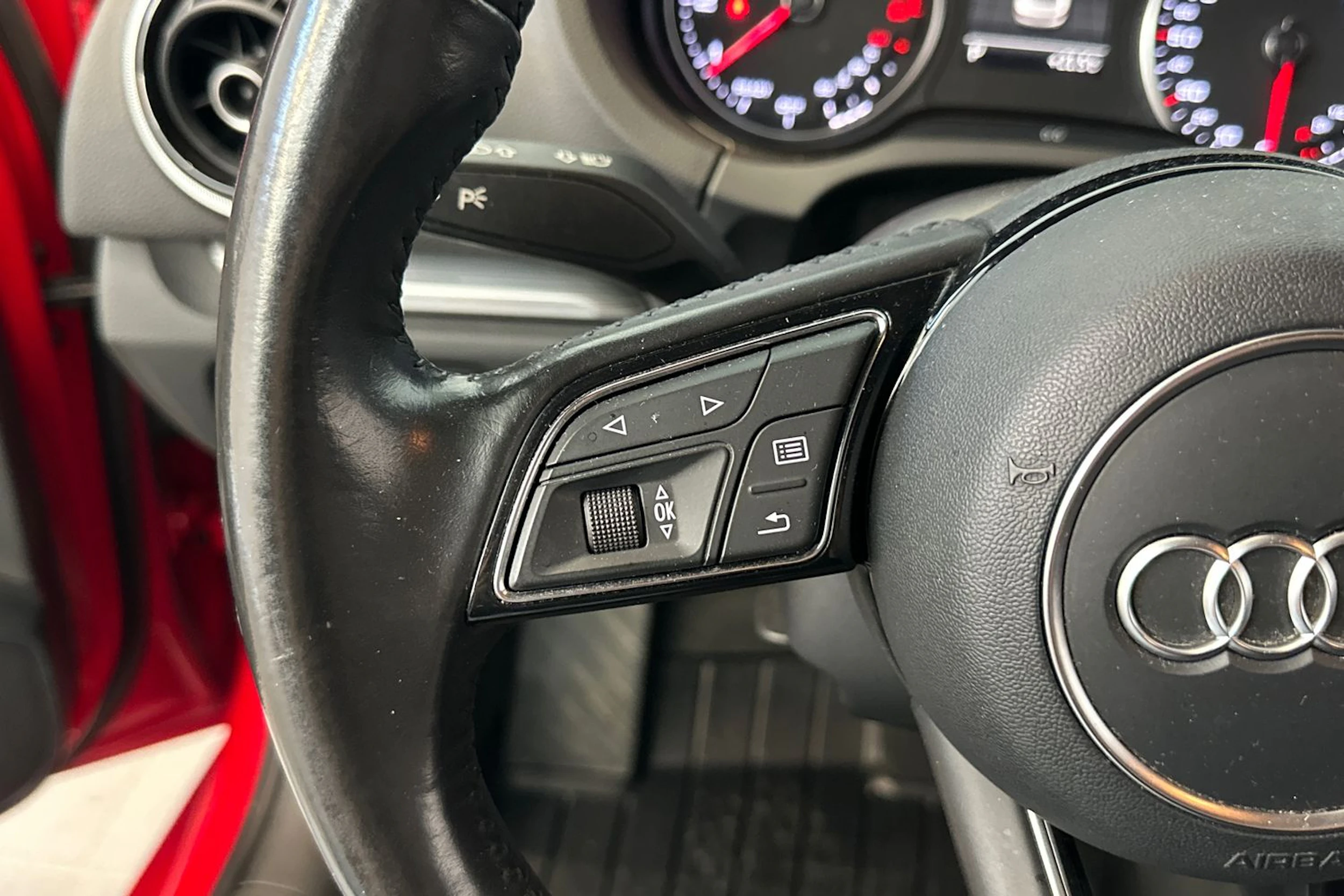 punainen Audi A3 2017 kuva 16.