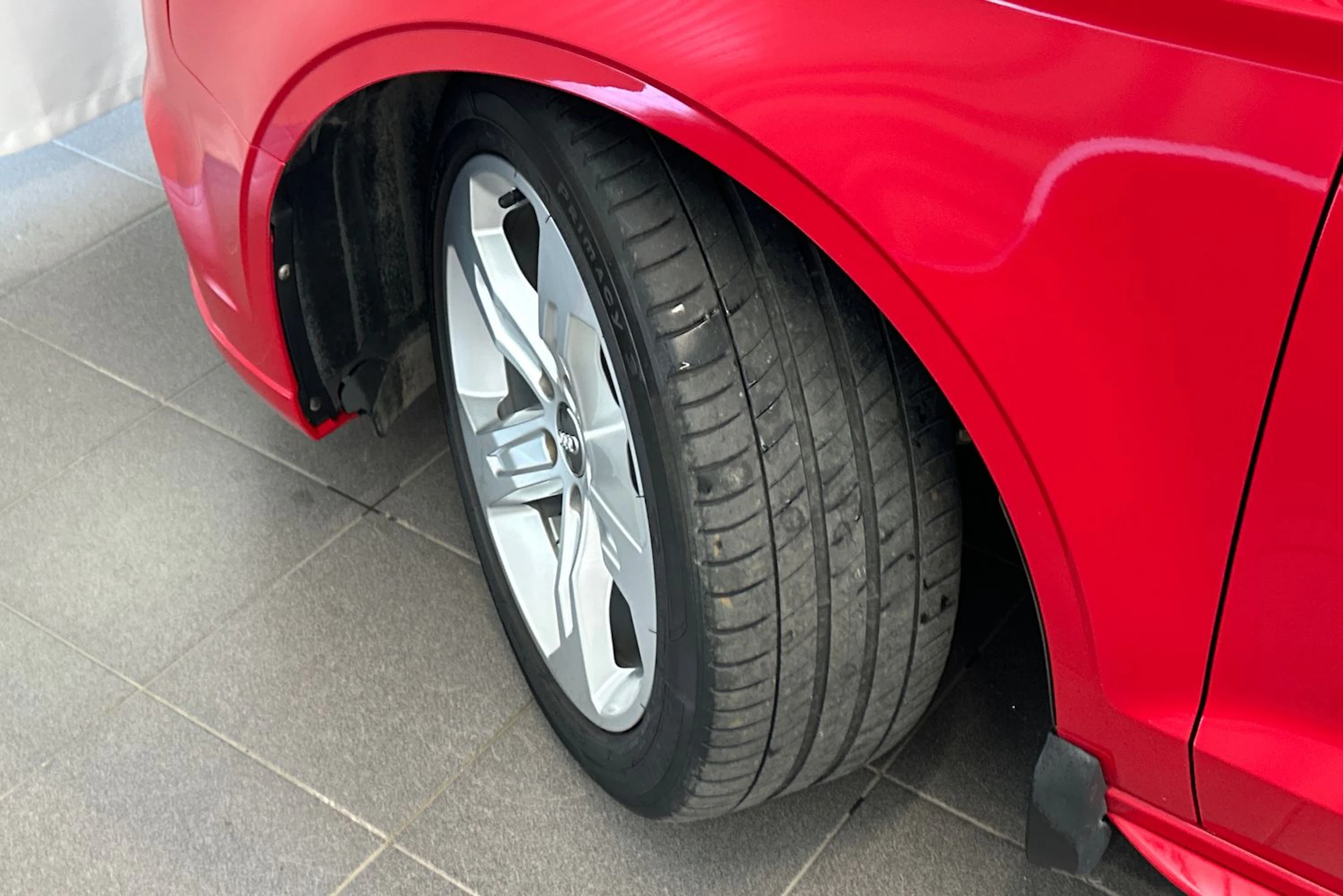 punainen Audi A3 2017 kuva 26.