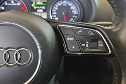 Musta Audi A3 2017 kuva 12.