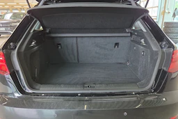 Musta Audi A3 2017 kuva 19.