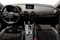 valkoinen Audi A3 2017 kuva 32.