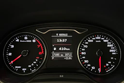 valkoinen Audi A3 2017 kuva 42.