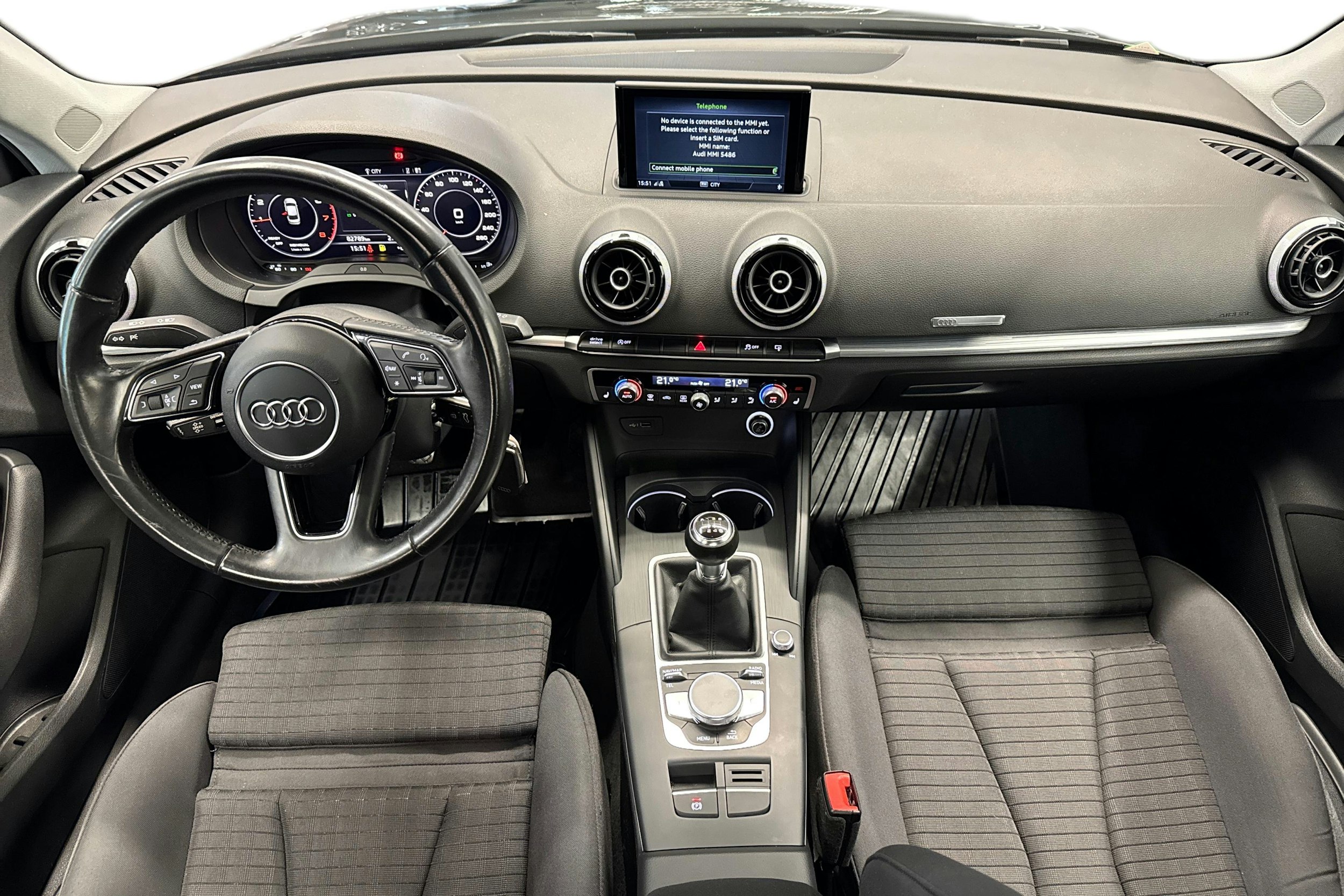 musta Audi A3 2017 kuva 7.