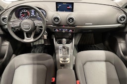 musta Audi A3 2017 kuva 9.