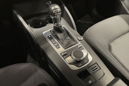 musta Audi A3 2017 kuva 21.