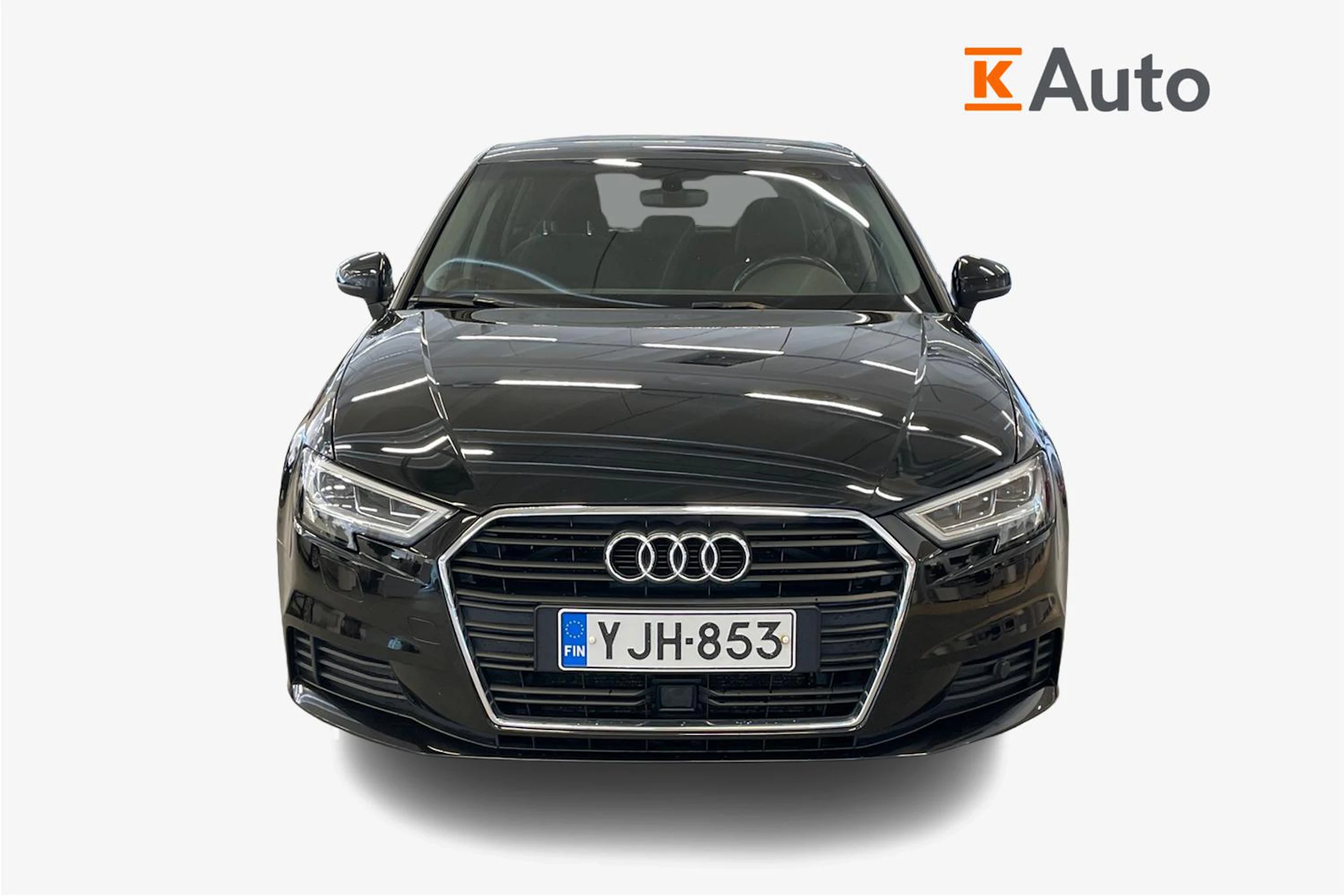 Musta Audi A3 2017 kuva 4.
